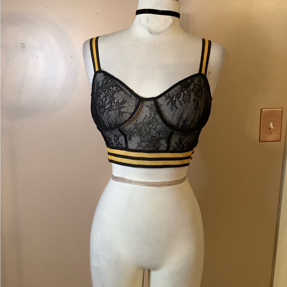 New For Love & Lemons Skivvies Julienne Lace Longline Bra Black & Gold Small.